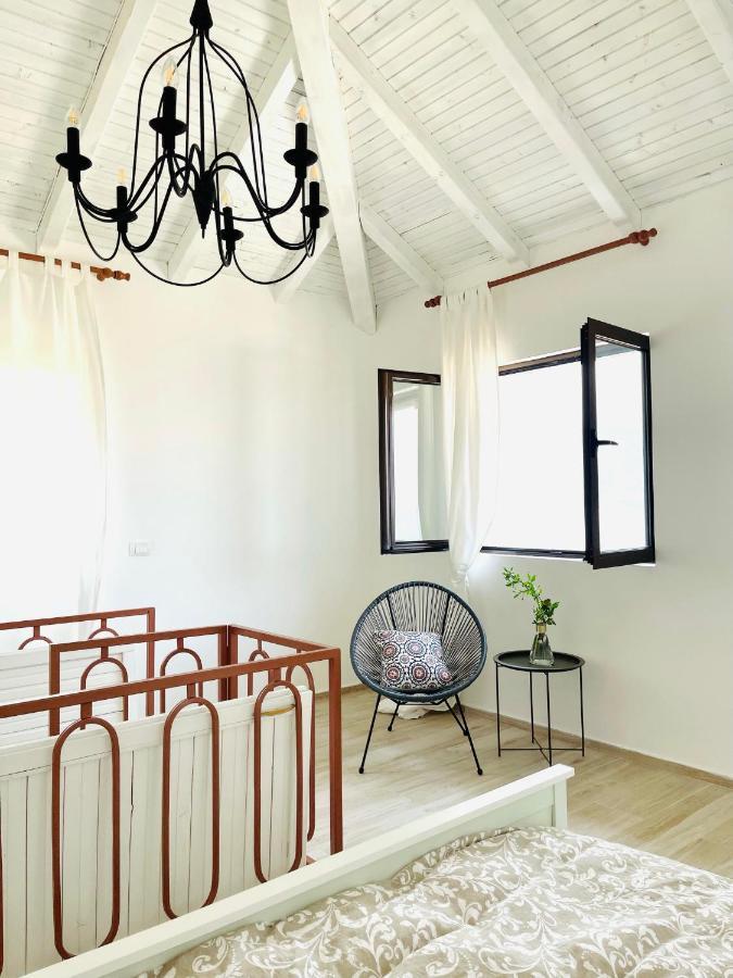 Chic Sea Front Apartment With Breathtaking Kotor Bay View Donji Stoliv Kültér fotó